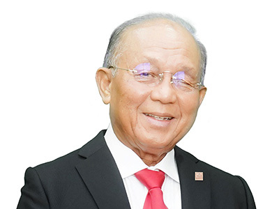 1 tan sri azman hashim fcb